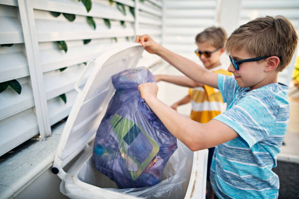 Best Construction Debris Removal  in Byron, MN
